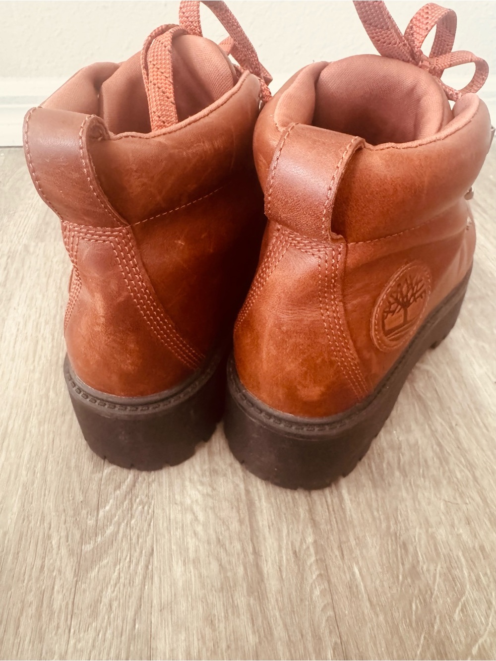 SOLD! Timberland Women's Stone Street Mid Lace Up Platform Hiking Boot - Picture 8 of 13